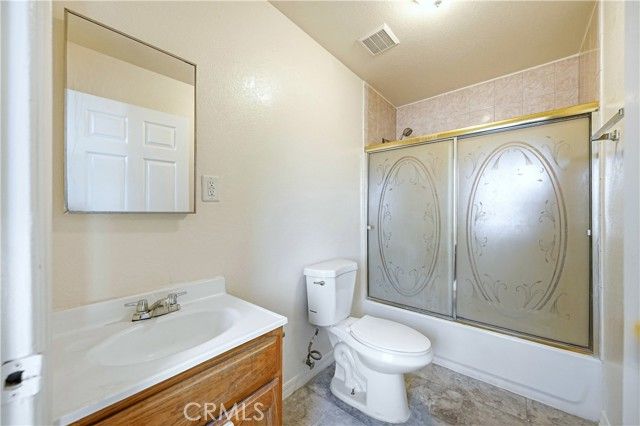 10929 Compton Avenue, Los Angeles, CA 90059