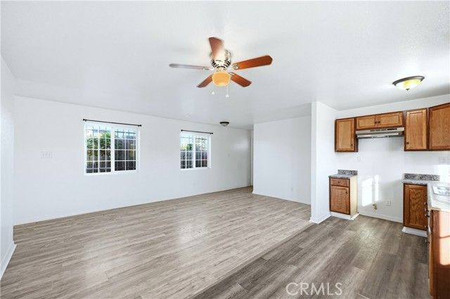 10929 Compton Avenue, Los Angeles, CA 90059