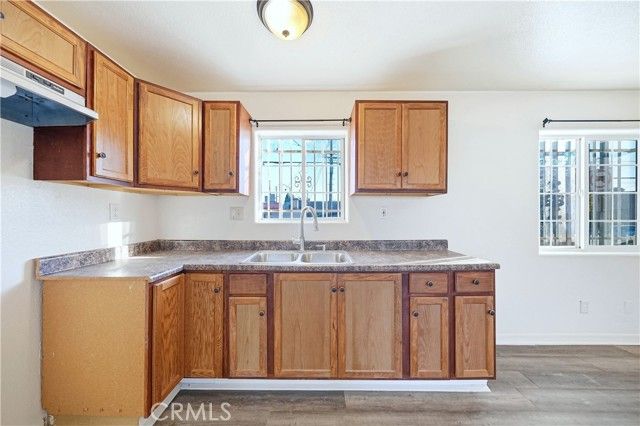 10929 Compton Avenue, Los Angeles, CA 90059