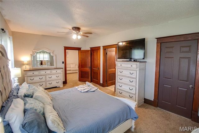 944 Albers Lane, Bethalto, IL 62010
