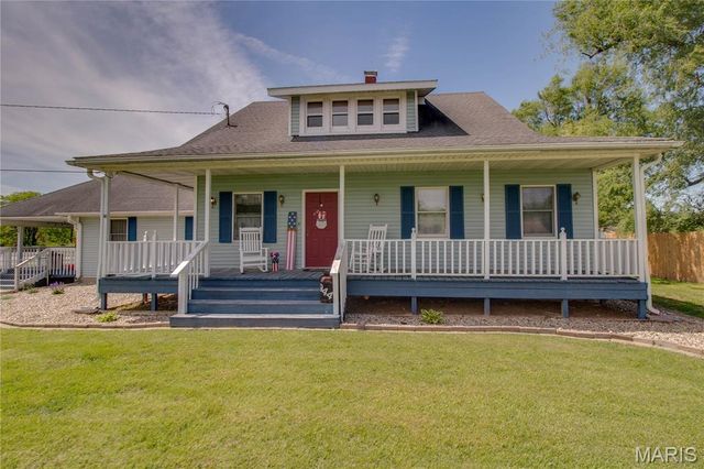 944 Albers Lane, Bethalto, IL 62010