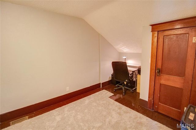 944 Albers Lane, Bethalto, IL 62010