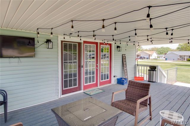944 Albers Lane, Bethalto, IL 62010