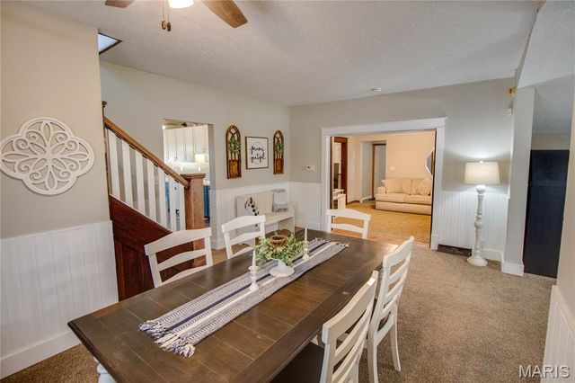 944 Albers Lane, Bethalto, IL 62010