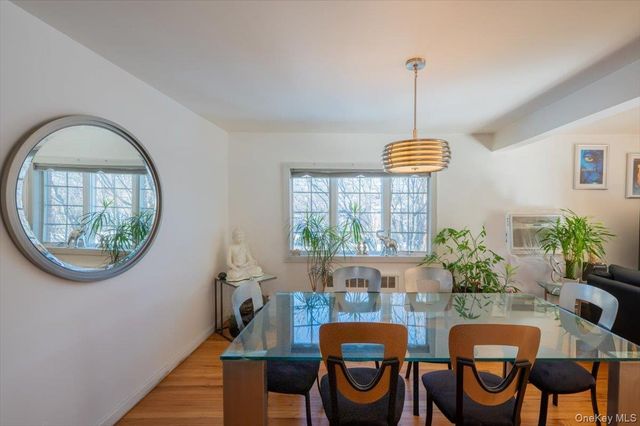 19611 Pompeii Avenue, Hollis, NY 11423