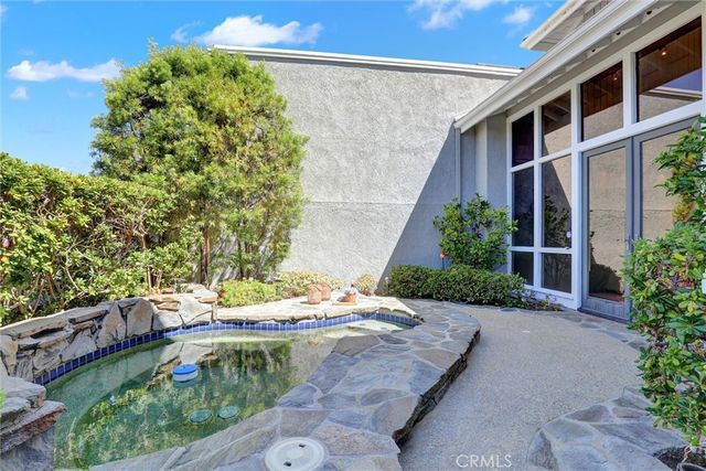 1 Saint Tropez, Newport Beach, CA 92660