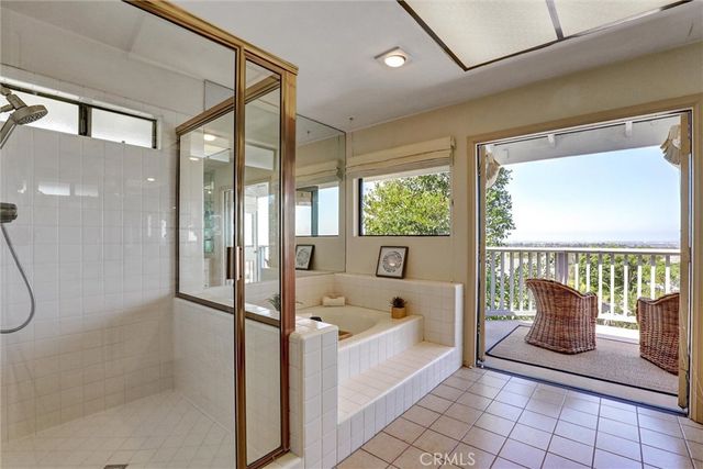 1 Saint Tropez, Newport Beach, CA 92660