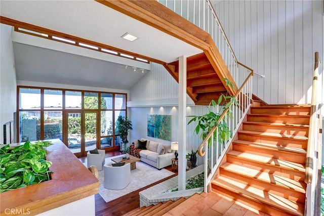 1 Saint Tropez, Newport Beach, CA 92660