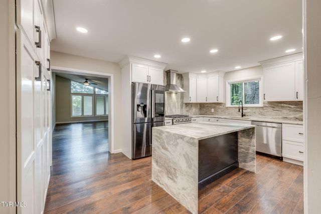 1108 Skyline Drive, Johnson City, TN 37604