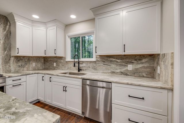 1108 Skyline Drive, Johnson City, TN 37604