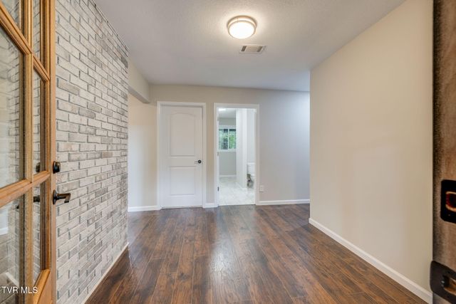 1108 Skyline Drive, Johnson City, TN 37604