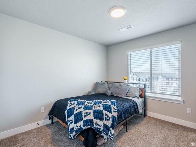 712 N BANNER DR, Saratoga Springs, UT 84045