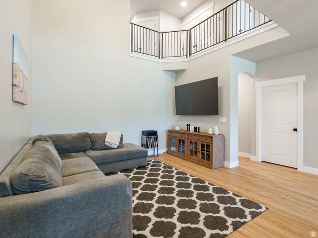 712 N BANNER DR, Saratoga Springs, UT 84045