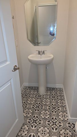 916 LOST MINE Trail, Little Elm, TX 75068