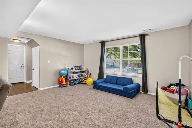 3846 Jeff Drive, St Charles, MO 63304