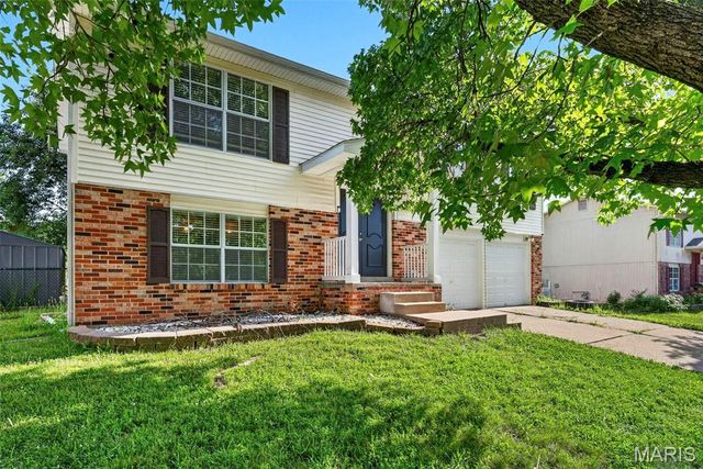 3846 Jeff Drive, St Charles, MO 63304