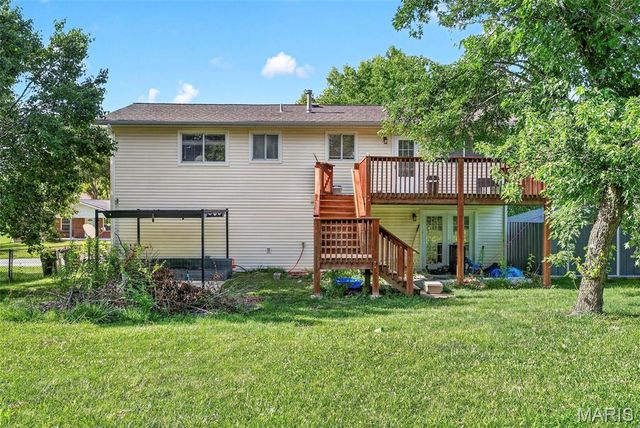 3846 Jeff Drive, St Charles, MO 63304