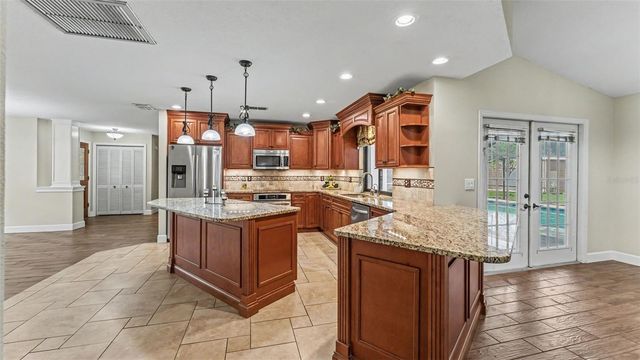 1428 N TIMBERIDGE LOOP, Lakeland, FL 33809