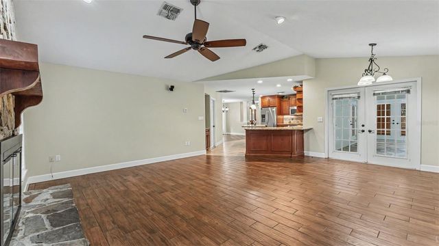 1428 N TIMBERIDGE LOOP, Lakeland, FL 33809