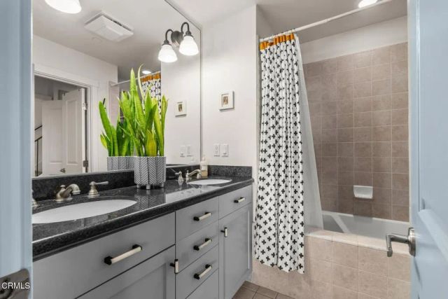 797 E Santa Clara Street, Ventura, CA 93001