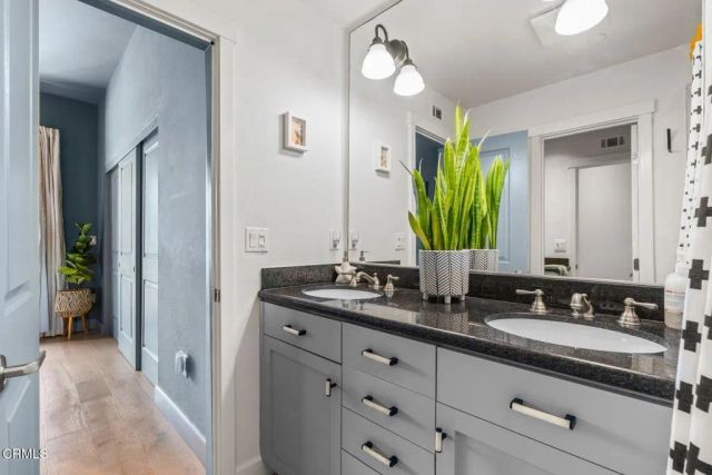 797 E Santa Clara Street, Ventura, CA 93001