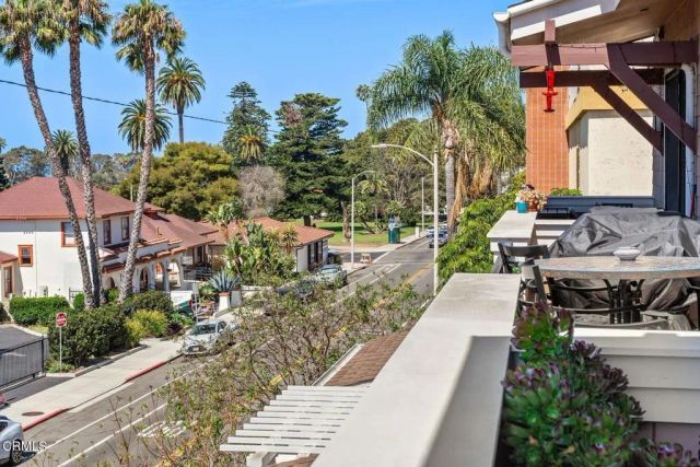 797 E Santa Clara Street, Ventura, CA 93001
