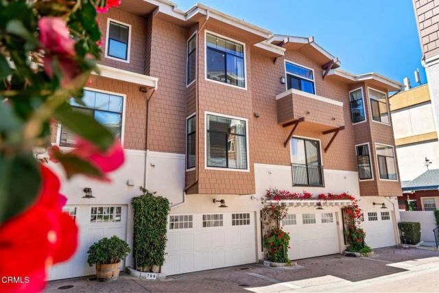 797 E Santa Clara Street, Ventura, CA 93001