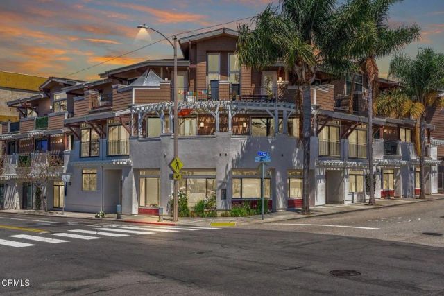 797 E Santa Clara Street, Ventura, CA 93001