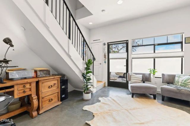 797 E Santa Clara Street, Ventura, CA 93001
