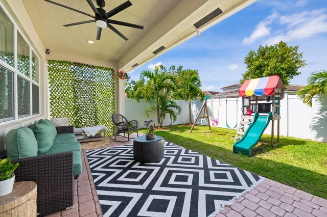 4165 Rosa Drive, Deerfield Beach, FL 33064