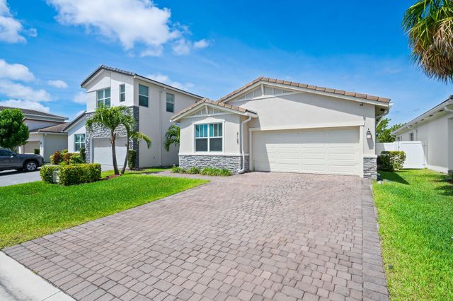 4165 Rosa Drive, Deerfield Beach, FL 33064
