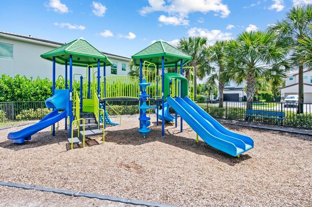 4165 Rosa Drive, Deerfield Beach, FL 33064