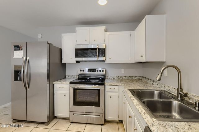 4648 E ALTA VISTA Road, Phoenix, AZ 85042