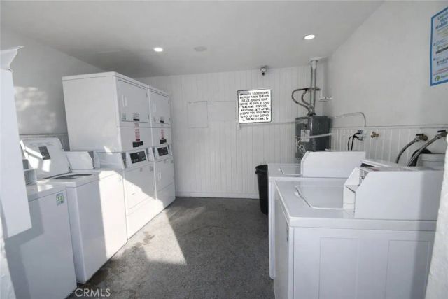 1001 E Grant F4, Santa Ana, CA 92701