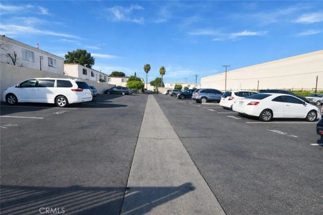 1001 E Grant F4, Santa Ana, CA 92701
