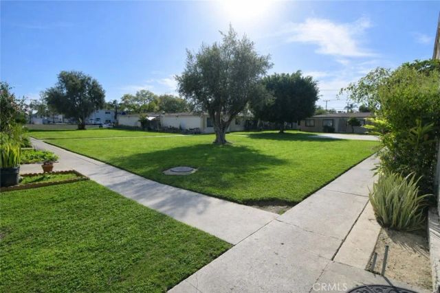 1001 E Grant F4, Santa Ana, CA 92701