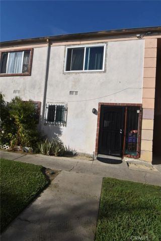 1001 E Grant F4, Santa Ana, CA 92701