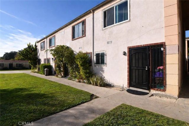 1001 E Grant F4, Santa Ana, CA 92701