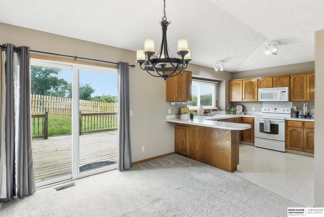 7716 S 71st Avenue, La Vista, NE 68128