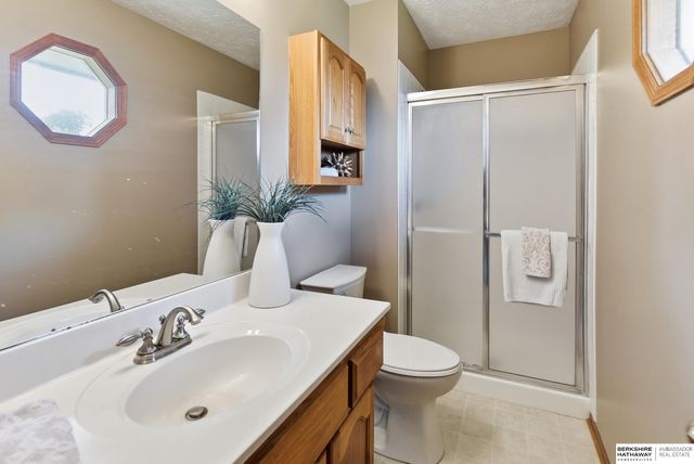 7716 S 71st Avenue, La Vista, NE 68128