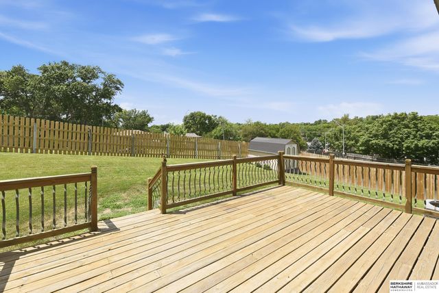 7716 S 71st Avenue, La Vista, NE 68128