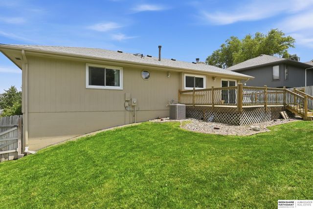 7716 S 71st Avenue, La Vista, NE 68128