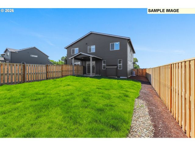 2043 E OTTER Loop, La Center, WA 98629