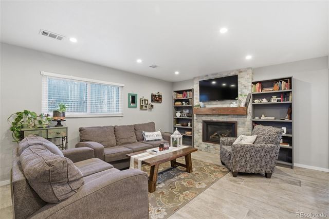 16662 E Asbury Avenue, Aurora, CO 80013