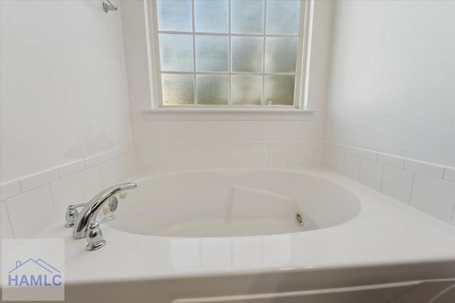 76 Balearic Trail NE, Ludowici, GA 31316