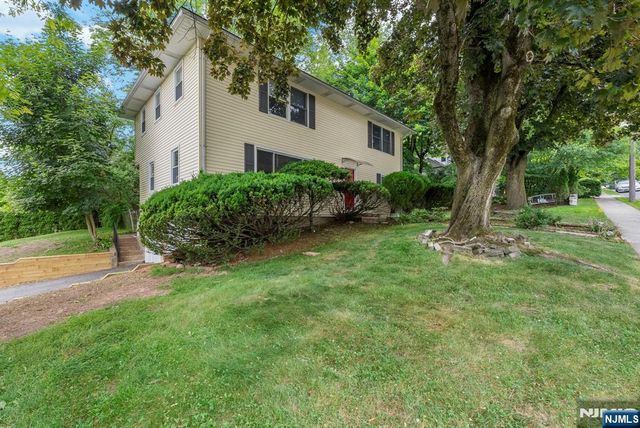 160 Magnolia Avenue, Cresskill, NJ 07626