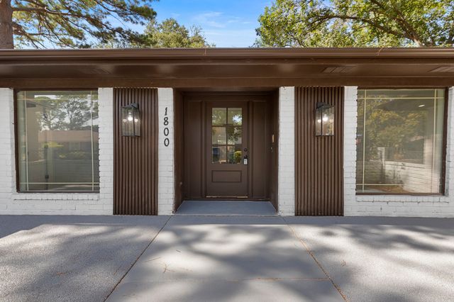 1800 Bois D ARC Drive, Arlington, TX 76013