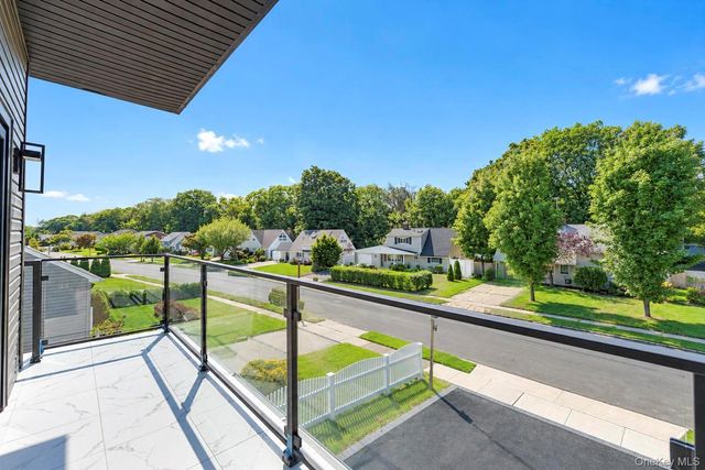 79 Greenbelt Lane, Levittown, NY 11756