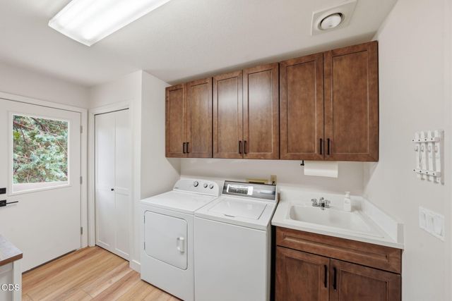 1287 NW City Heights Drive, Bend, OR 97703