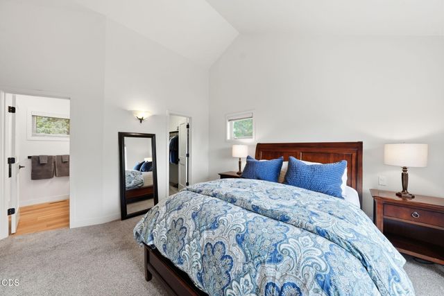 1287 NW City Heights Drive, Bend, OR 97703